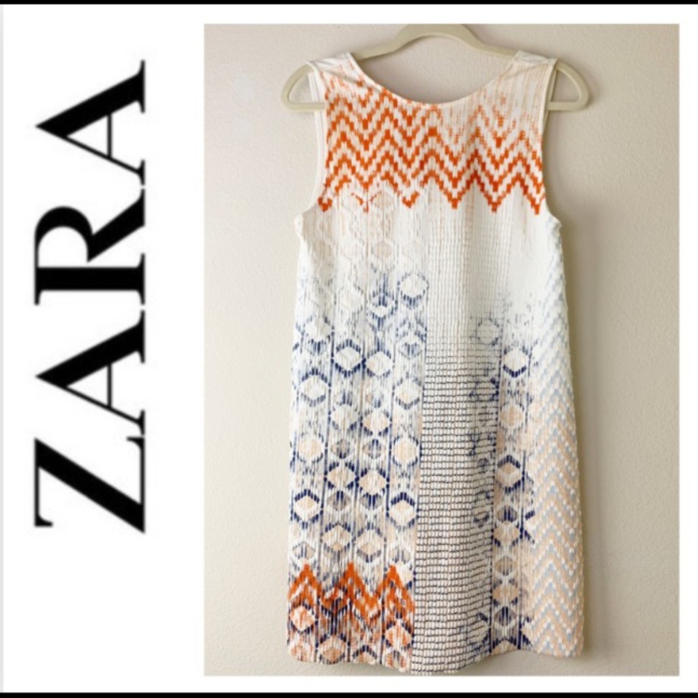 Zara’s, textured, graphic, dress, like new, size 5